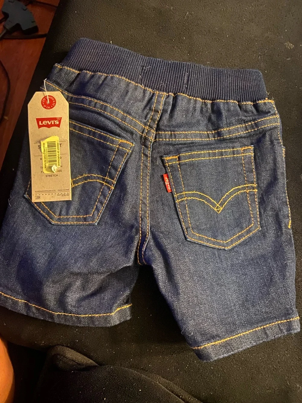 Toddler boys girls Levi’s skinny fit pull on shorts  size 18 months